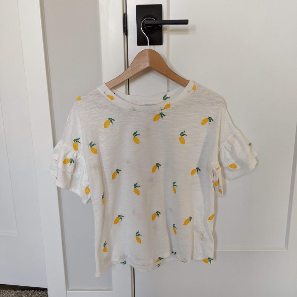 Love, Fire Lemon T-Shirt in Size Small
